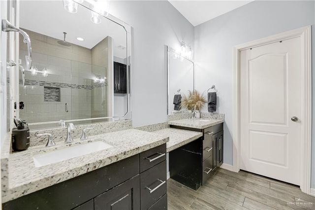 5305 N Crown Point Street, Pharr, TX 78577