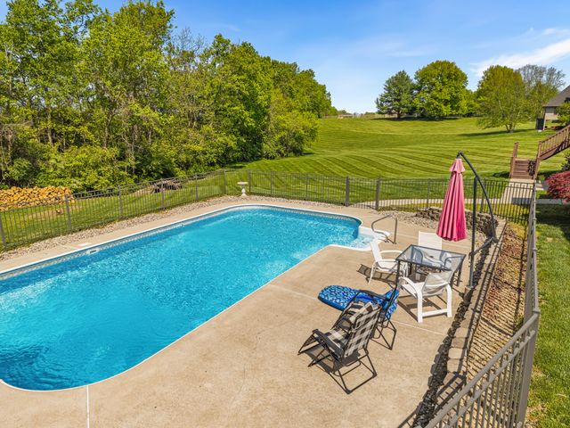 12067 Old Lexington Pike, Walton, KY 41094