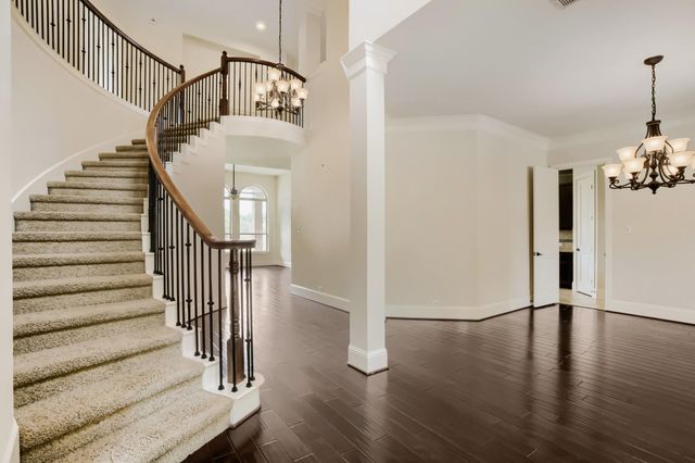 5106 Water Oak Crescent, Fulshear, TX 77441