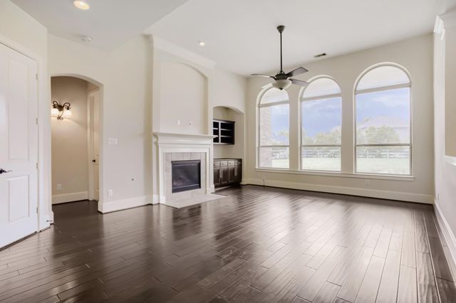 5106 Water Oak Crescent, Fulshear, TX 77441