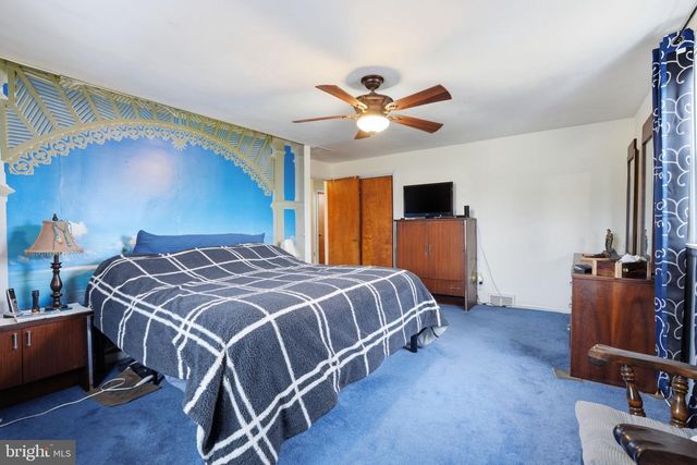 327 NETHERINGTON DR, Broomall, PA 19008