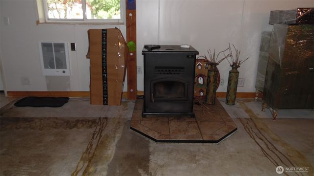 117 Greenwood Avenue, Randle, WA 98377