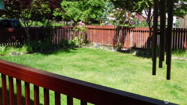 117 Greenwood Avenue, Randle, WA 98377