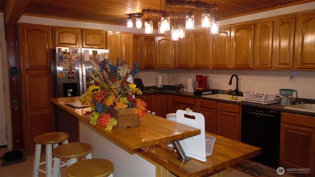 117 Greenwood Avenue, Randle, WA 98377