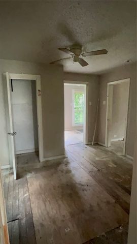 2419 Harding Street, Dallas, TX 75215