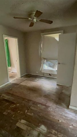 2419 Harding Street, Dallas, TX 75215