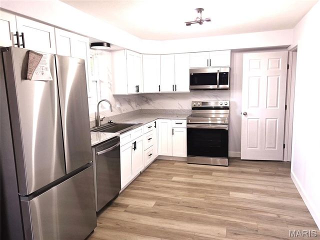 9108 Ranch Meadows Drive, Jennings, MO 63136