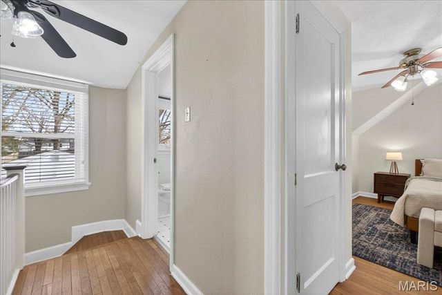 1158 N Geyer Road, Kirkwood, MO 63122