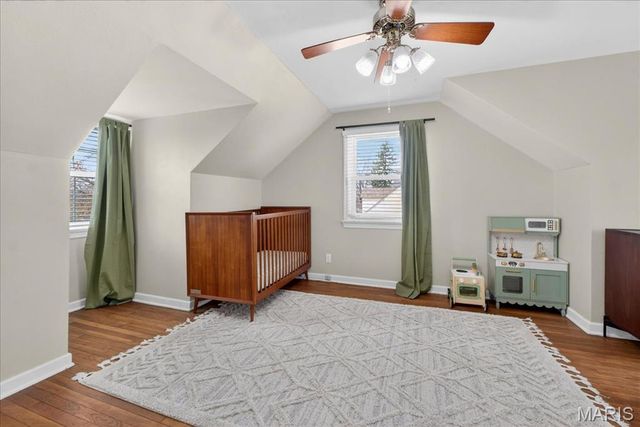 1158 N Geyer Road, Kirkwood, MO 63122