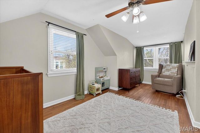 1158 N Geyer Road, Kirkwood, MO 63122