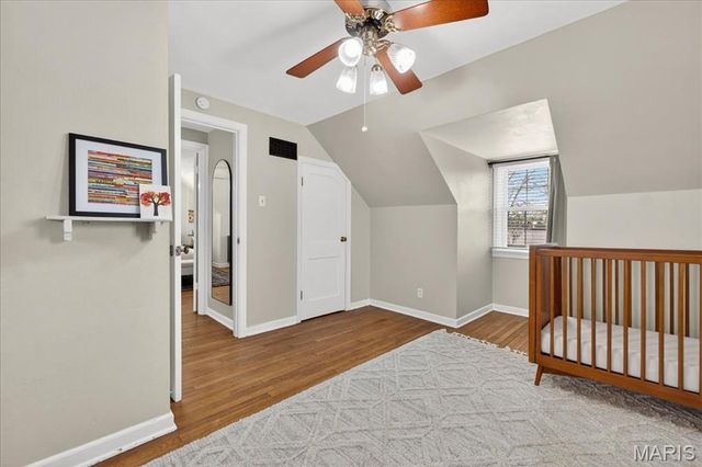 1158 N Geyer Road, Kirkwood, MO 63122