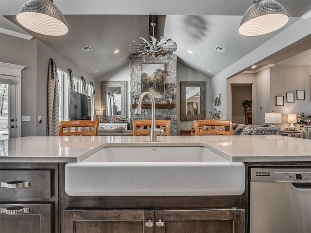 5736 Asheville Way, Choctaw, OK 73020