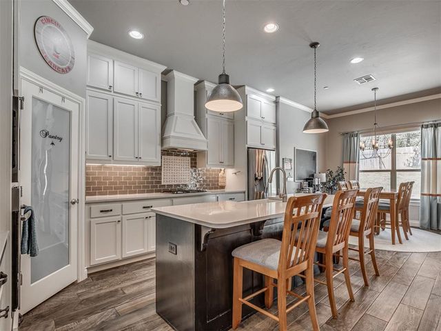 5736 Asheville Way, Choctaw, OK 73020