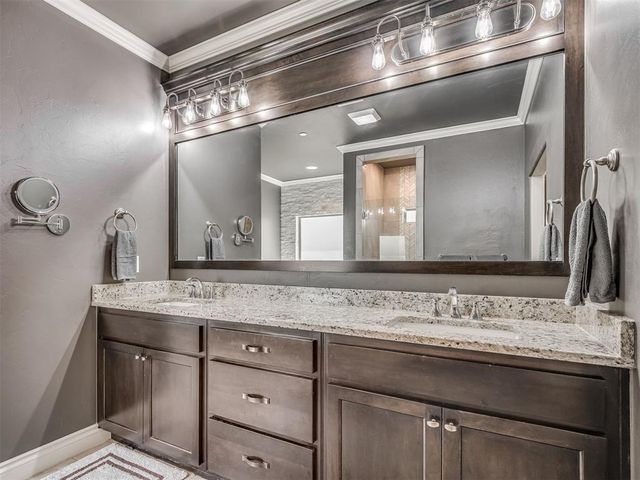 5736 Asheville Way, Choctaw, OK 73020