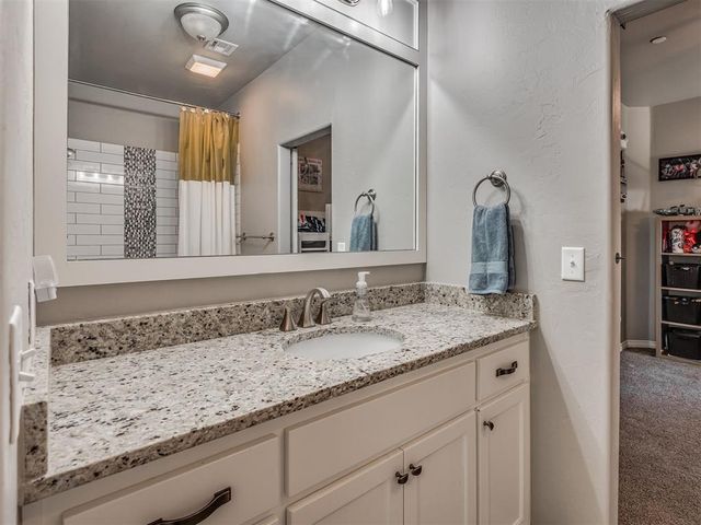 5736 Asheville Way, Choctaw, OK 73020