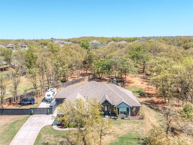 5736 Asheville Way, Choctaw, OK 73020