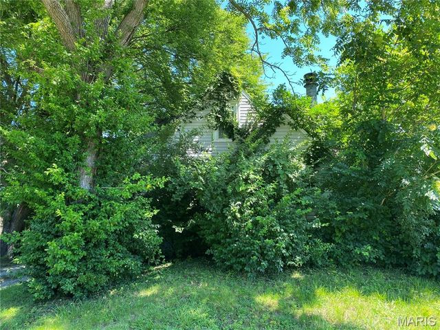 311 S Belt W, Belleville, IL 62220