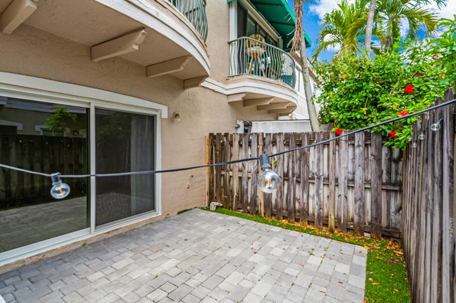 12616 NW 14th Court, Sunrise, FL 33323