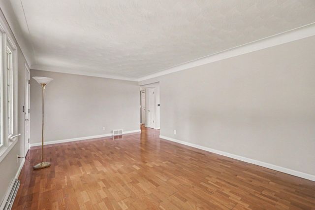6473 E E Avenue, Richland, MI 49083
