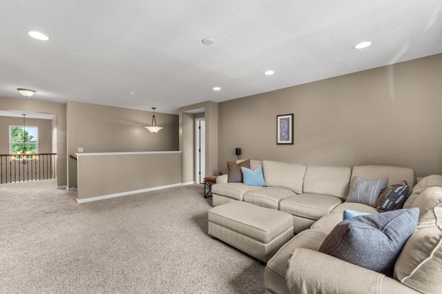 10585 37th Place NE, Saint Michael, MN 55376