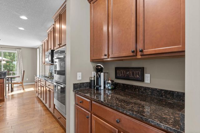 10585 37th Place NE, Saint Michael, MN 55376