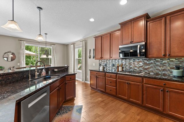 10585 37th Place NE, Saint Michael, MN 55376