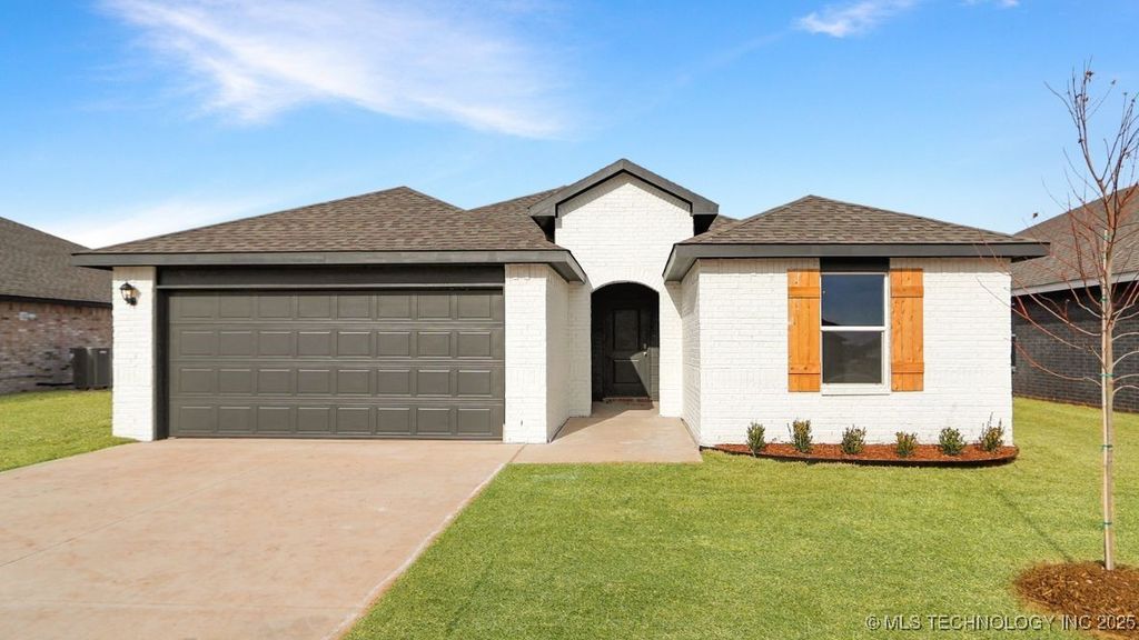 10007 E 135th Street S, Bixby, OK 74008