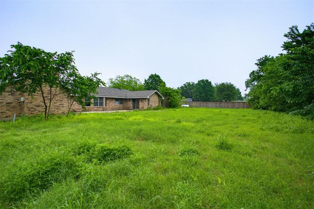 220 Green Ridge Drive, Double Oak, TX 75077