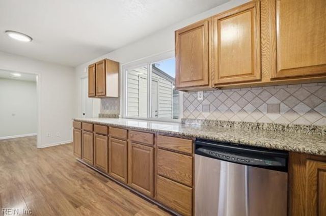 3521 Melinda PL, Virginia Beach, VA 23452