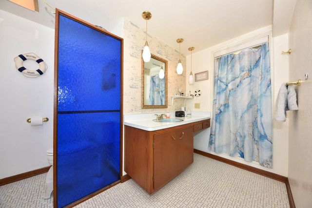 1775 Poplar AVENUE, South Milwaukee, WI 53172