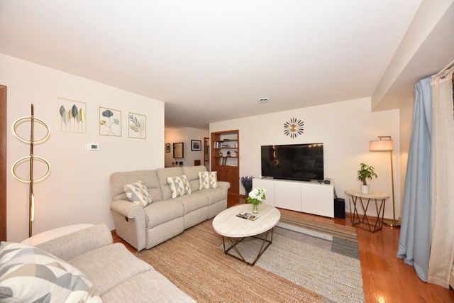 1775 Poplar AVENUE, South Milwaukee, WI 53172