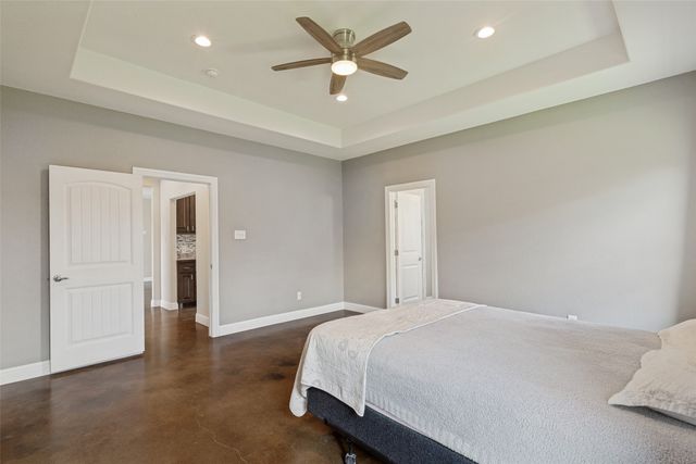 107 Indian Creek, Trenton, TX 75490