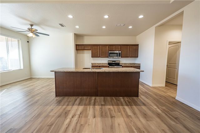 5210 N Valle Dorado, Kingman, AZ 86409