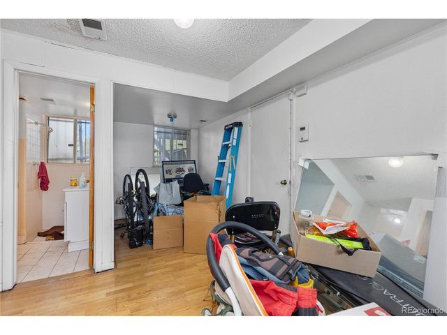 1259 Dearborn St, Aurora, CO 80011