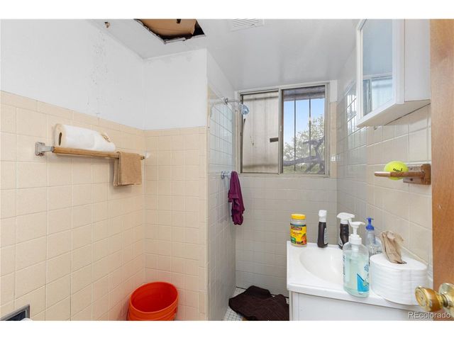 1259 Dearborn St, Aurora, CO 80011