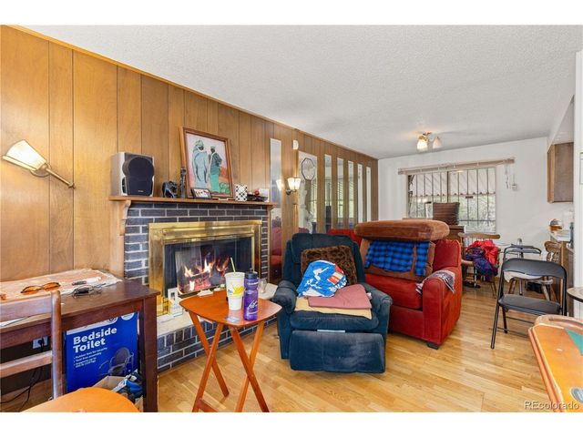 1259 Dearborn St, Aurora, CO 80011