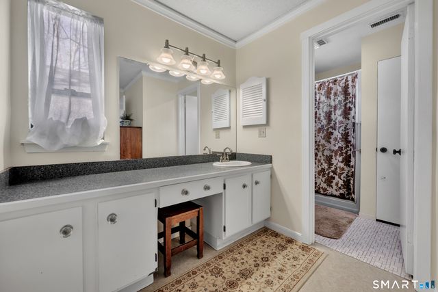 14 Canterbury Lane 14, Avon, CT 06001