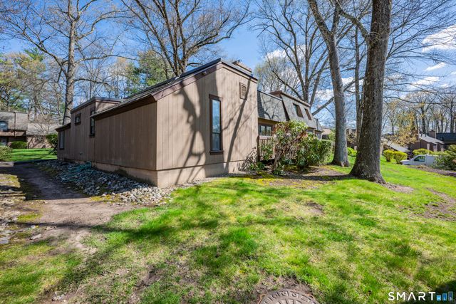 14 Canterbury Lane 14, Avon, CT 06001
