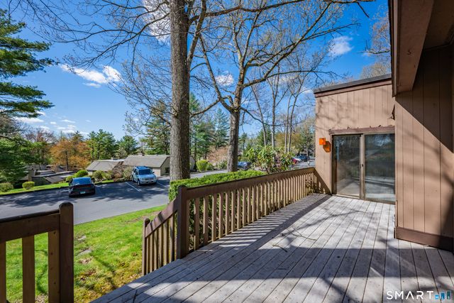 14 Canterbury Lane 14, Avon, CT 06001