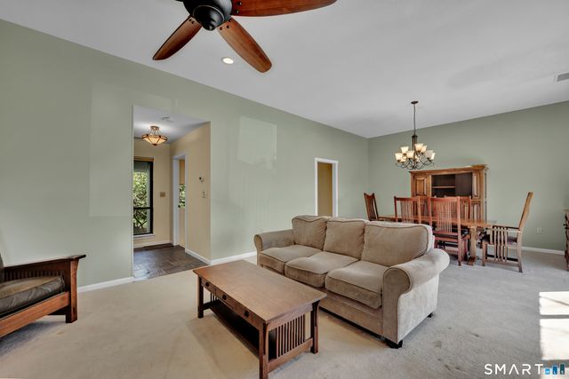14 Canterbury Lane 14, Avon, CT 06001