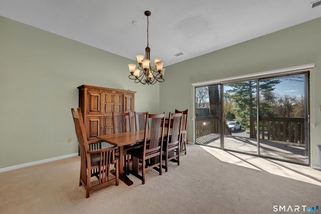 14 Canterbury Lane 14, Avon, CT 06001