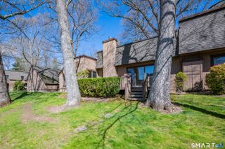 14 Canterbury Lane 14, Avon, CT 06001