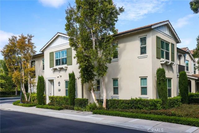 202 Rose Arch, Irvine, CA 92620