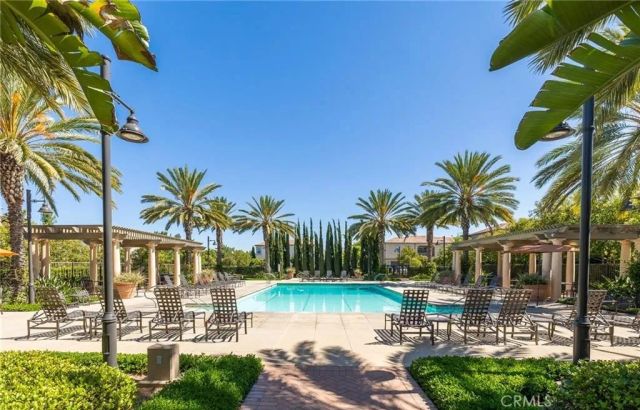202 Rose Arch, Irvine, CA 92620