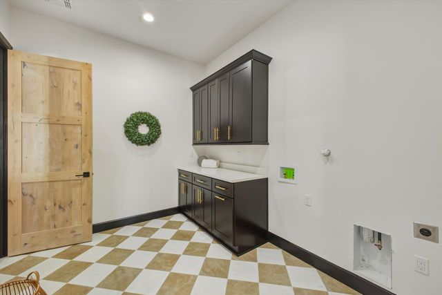 11704 Anaheim Avenue NE, Albuquerque, NM 87122