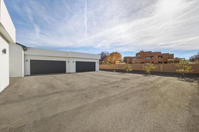 11704 Anaheim Avenue NE, Albuquerque, NM 87122