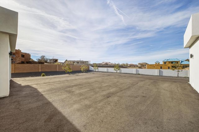 11704 Anaheim Avenue NE, Albuquerque, NM 87122