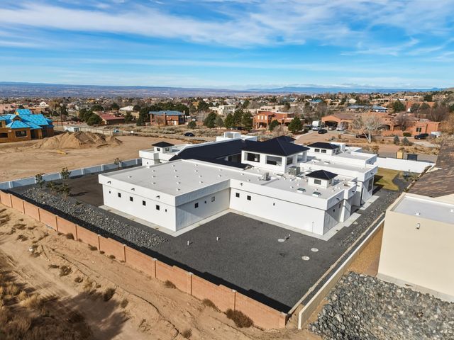 11704 Anaheim Avenue NE, Albuquerque, NM 87122