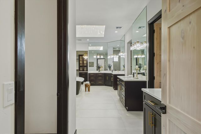 11704 Anaheim Avenue NE, Albuquerque, NM 87122