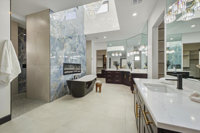 11704 Anaheim Avenue NE, Albuquerque, NM 87122